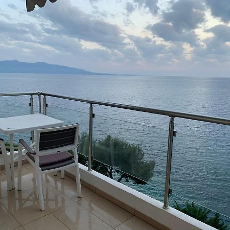 Gregor Apartments Sarandë エクステリア 写真