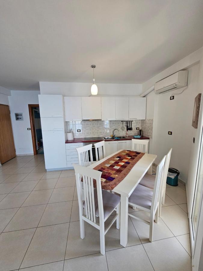 Gregor Apartments Sarandë エクステリア 写真
